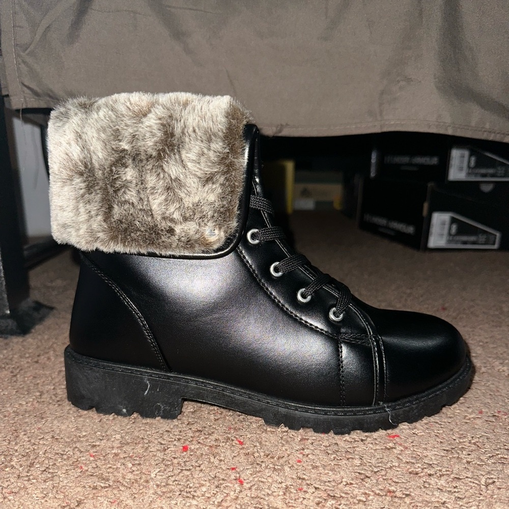 Olivia Miller Faux Fur Combat Boots Size 8
